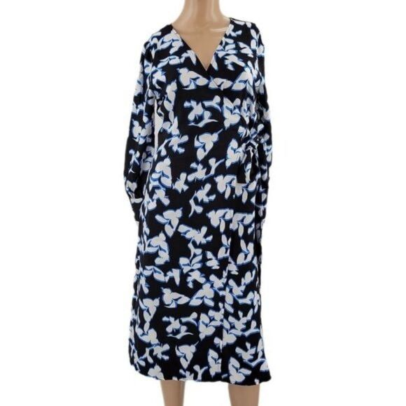 Halogen Dresses & Skirts - Halogen Surplice V-neck Long Sleeves Midi Dress XSP.